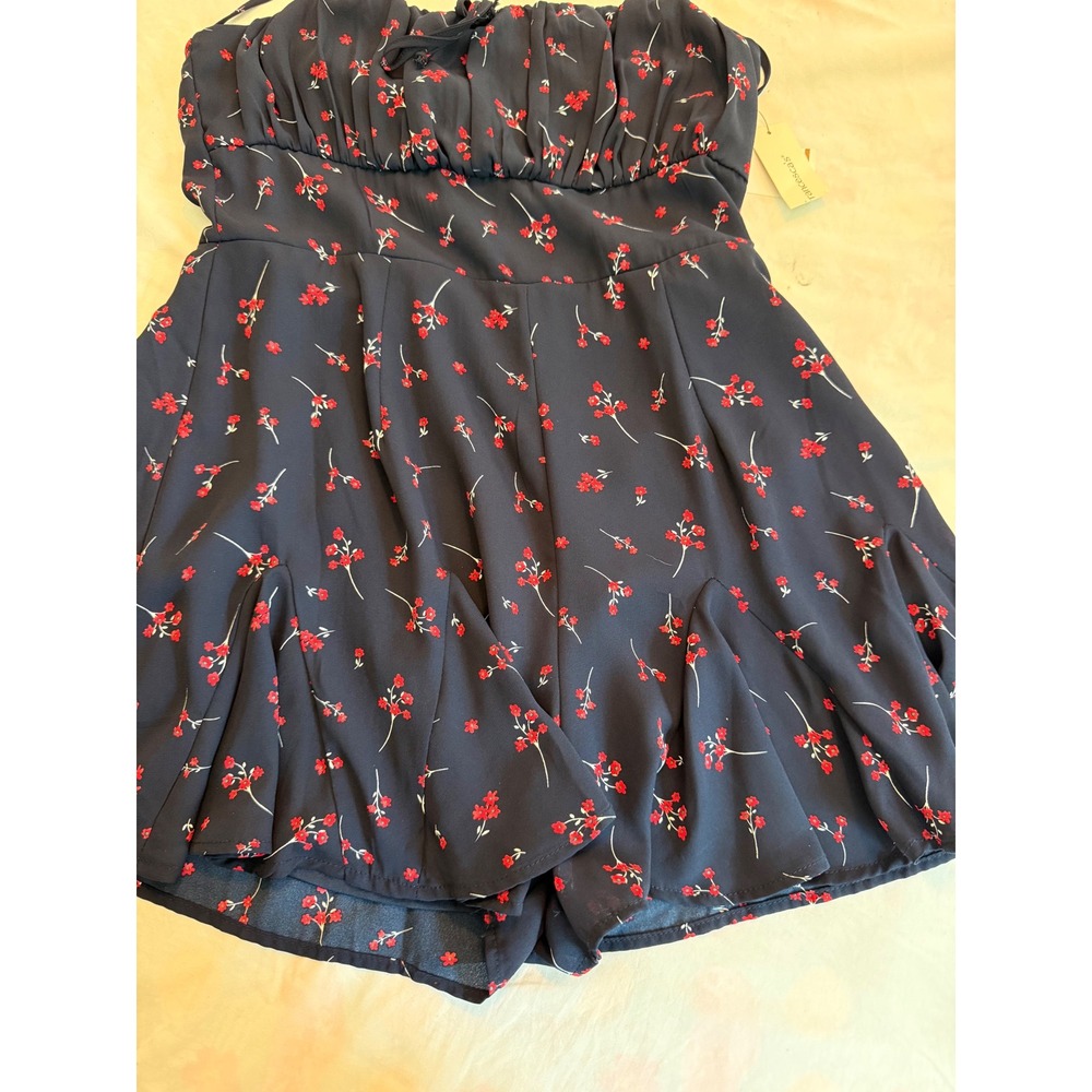 Francescas Navy Blue Red Floral Romper Adjustable Straps Smocked Back NWT - Picture 5 of 12
